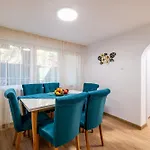 Angel 2bdrm Modern شقة