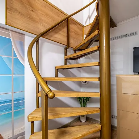 Angel 2bdrm Modern Apartment Varna