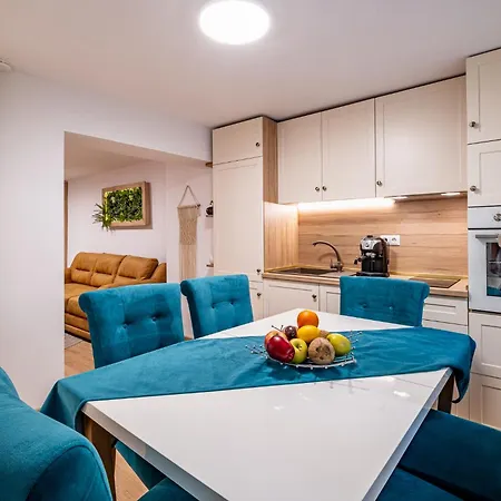 Angel 2bdrm Modern Lägenhet Varna