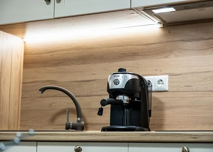 Angel 2bdrm Modern * Varna